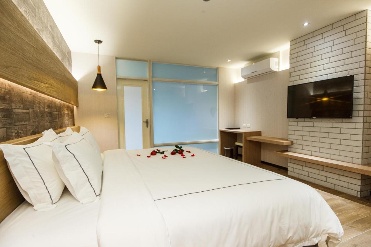 Da Pu Hotspring Hotel Wanli Bagian luar foto