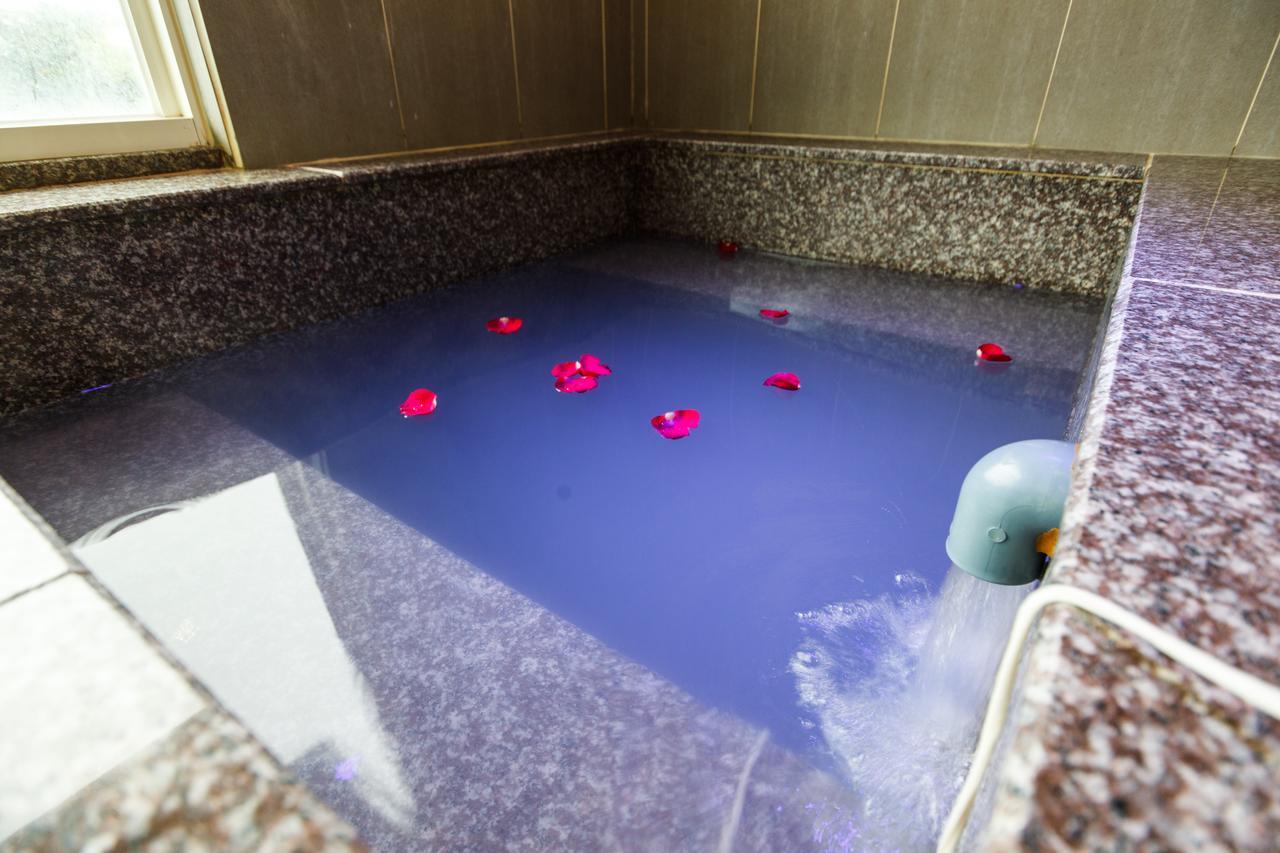 Da Pu Hotspring Hotel Wanli Bagian luar foto